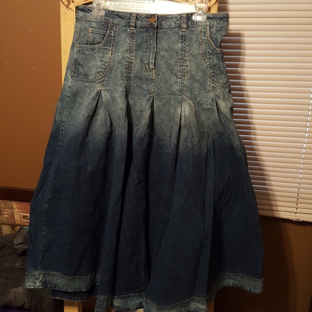 Skirt